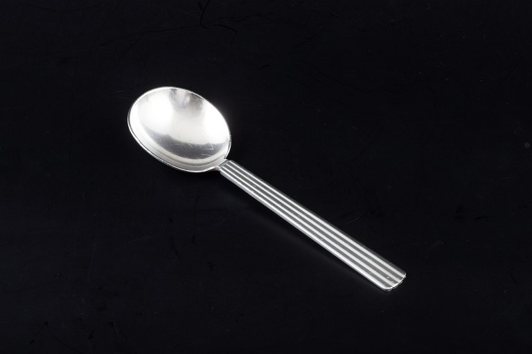 Georg Jensen, Bernadotte
Bouillon spoon in sterling silver