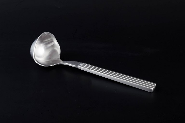 Georg Jensen, Bernadotte
Sterling silver sauce ladle