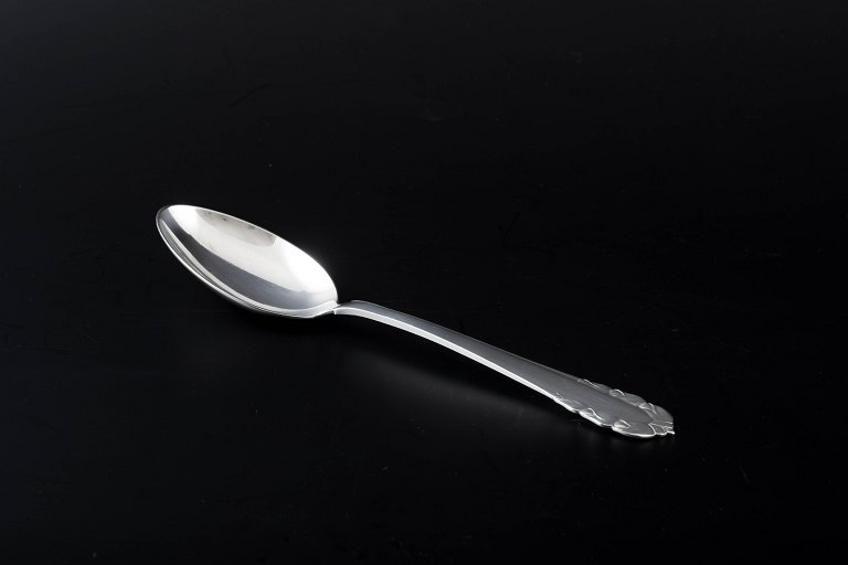 Georg Jensen, Denmark
Dessert spoon in the "Lily of the Valley" pattern.