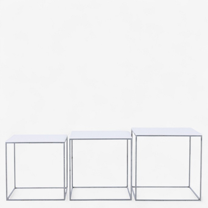 Poul Kjærholm / Fritz Hansen.PK 71 - Nesting tables in steel with white formica top (3 pieces).1 set in stock