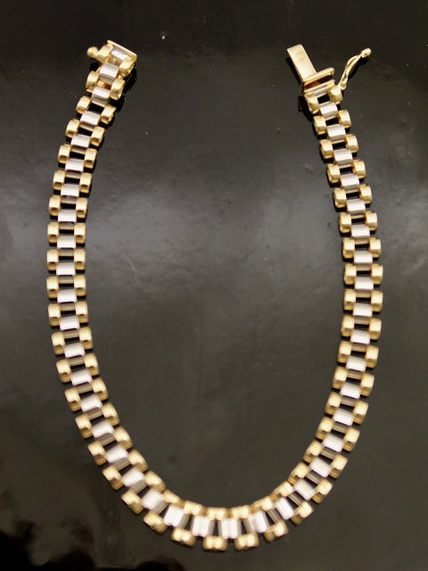 14 carat gold bracelet