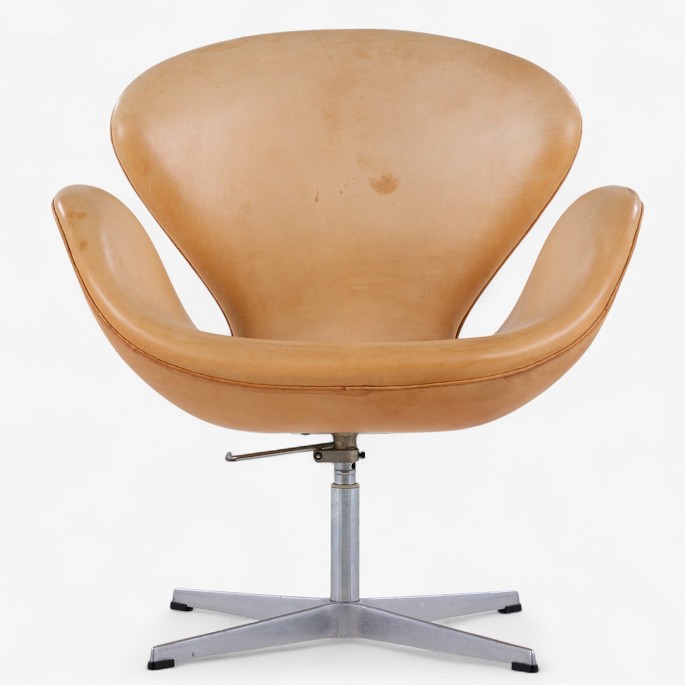 Arne Jacobsen / Fritz Hansen.AJ 3320 - 