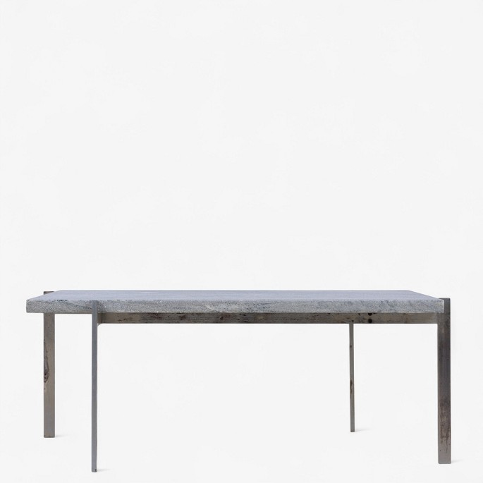 Poul Kjærholm / E. Kold Christensen.PK 61 - Sofabord med plade i Cippolini-marmor på stel i stål. Stemplet fra producent.1 pc. in stock