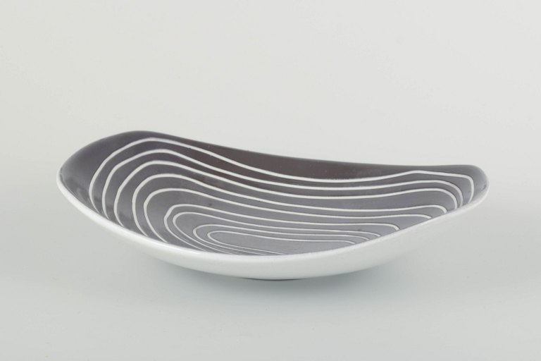 Hjördis Oldfors for Upsala-Ekeby
Bowl, model 5071, 1960s.