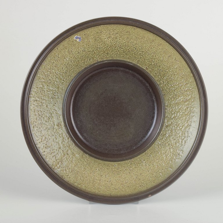 Mari Simmulson for Upsala-Ekeby
Large bowl, 1960s.