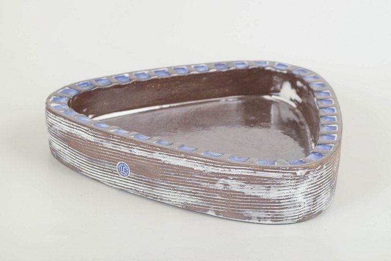 Mari Simmulson for Upsala EkebyTrekantet fad, model 4155, 1960’erne.