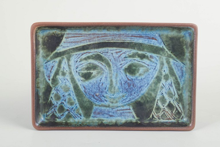 Marianne Starck for Michael Andersen & Søn, rektangulært fad/vægrelief.