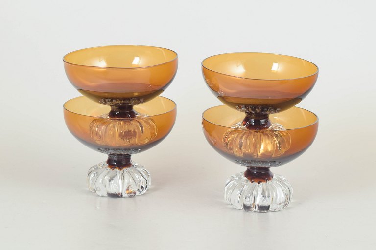 Bo Borgström for Åseda glasbruk, sæt af fire dessertskåle.