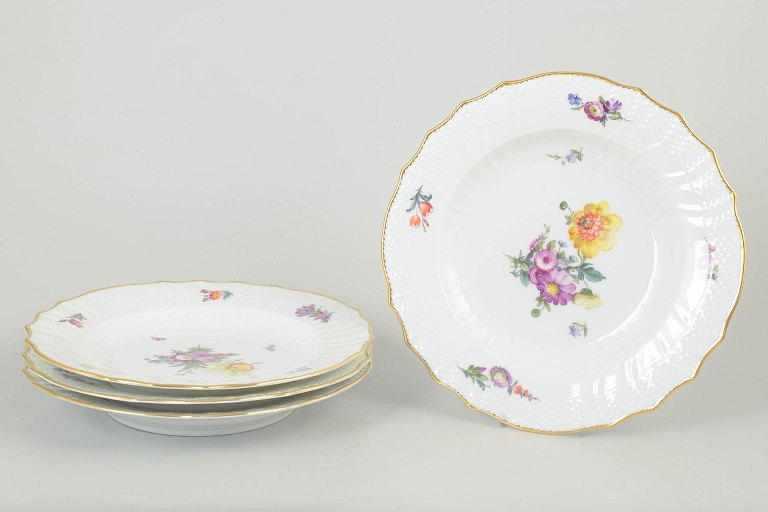Royal Copenhagen saksisk blomst, sæt af fire middagstallerkner.