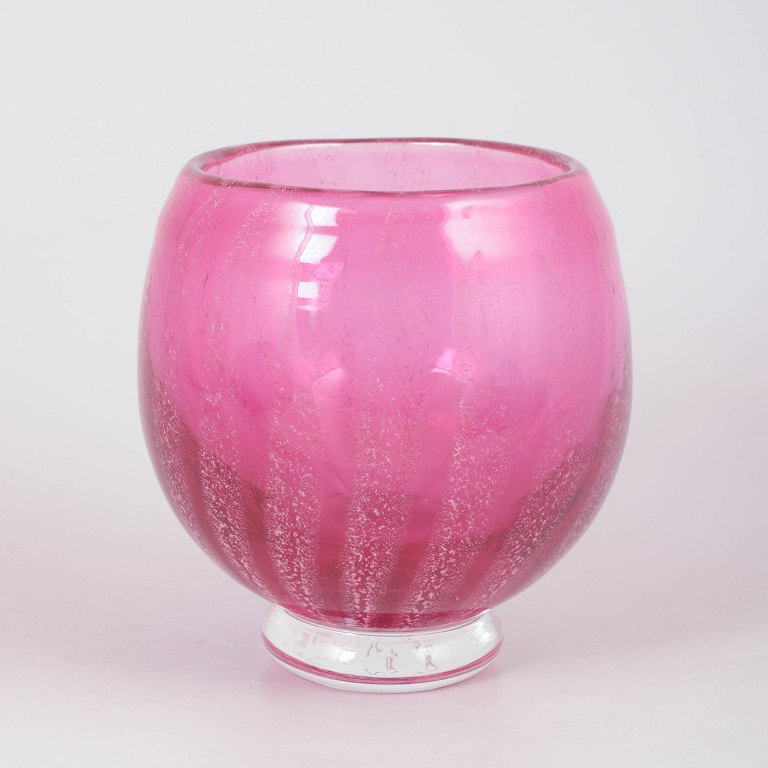 Chribská kunstglas vase.