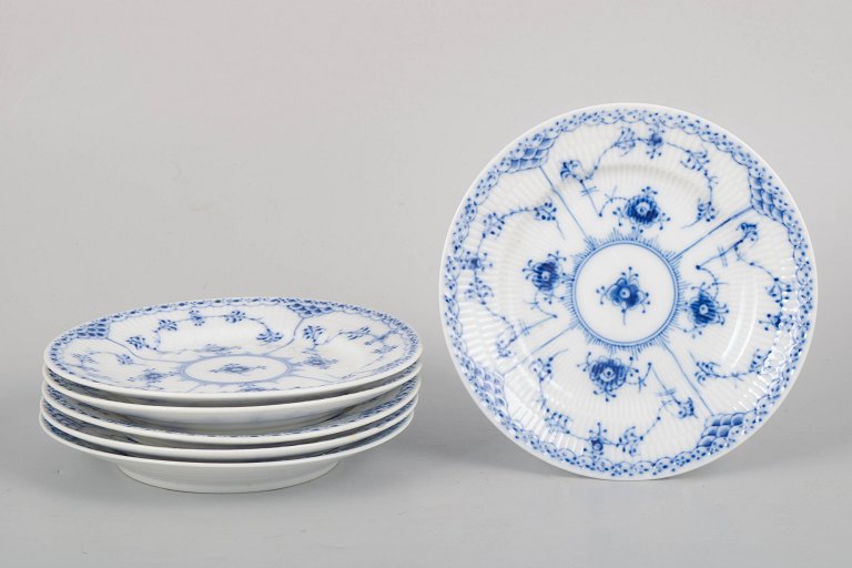 Royal Copenhagen Musselmalet Halvblonde, sæt med seks tallerkener.