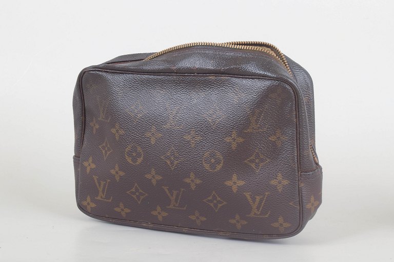 Louis Vuitton toilettaske.